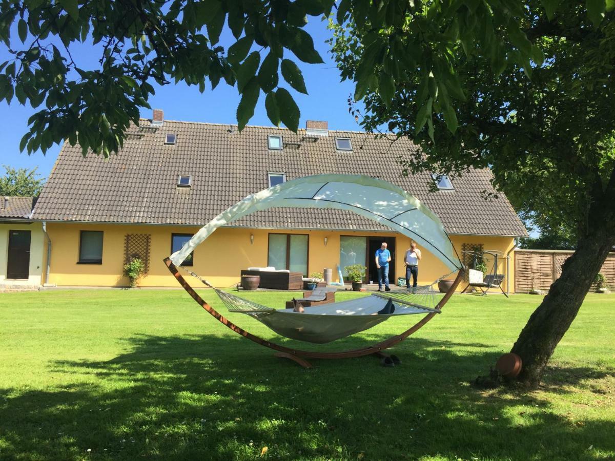 Ferienwohnungen "Weitblick" Und "Schwalbennest" Lodmannshagen Exterior foto