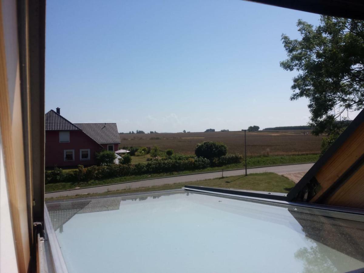 Ferienwohnungen "Weitblick" Und "Schwalbennest" Lodmannshagen Exterior foto